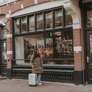 Boutique First Haia